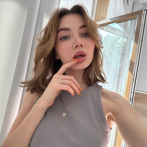 Порнозвезда: Sofi Sane (Софи Сейн)
