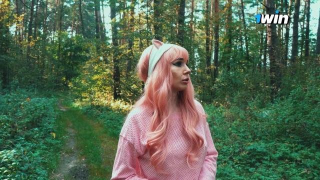 Заблудившаяся Мелисса Бенц напоролось на хуй лесника